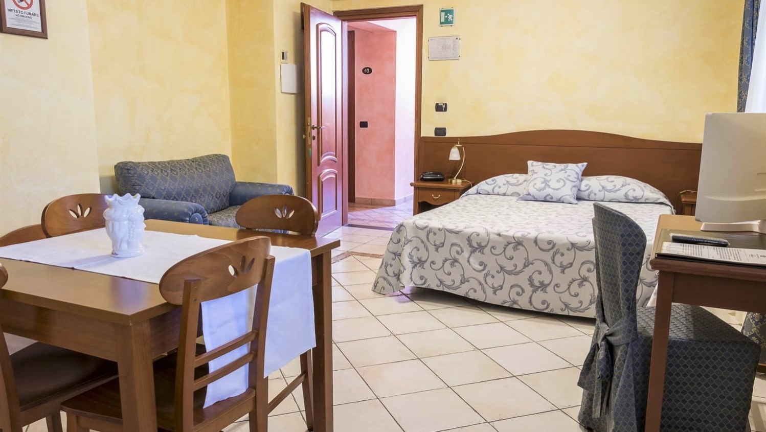 Rooms Apartments Suites Lipari